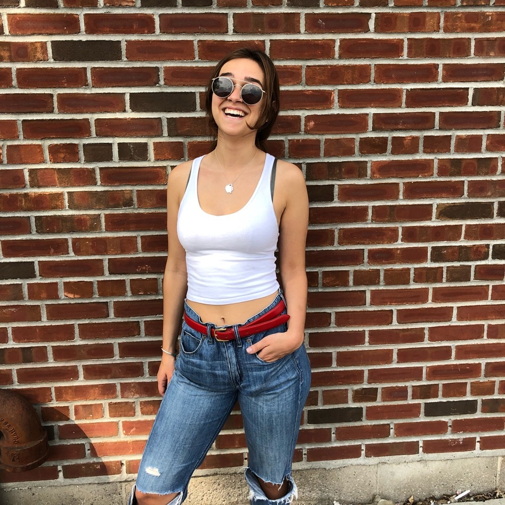 Meet your Posher, Isa